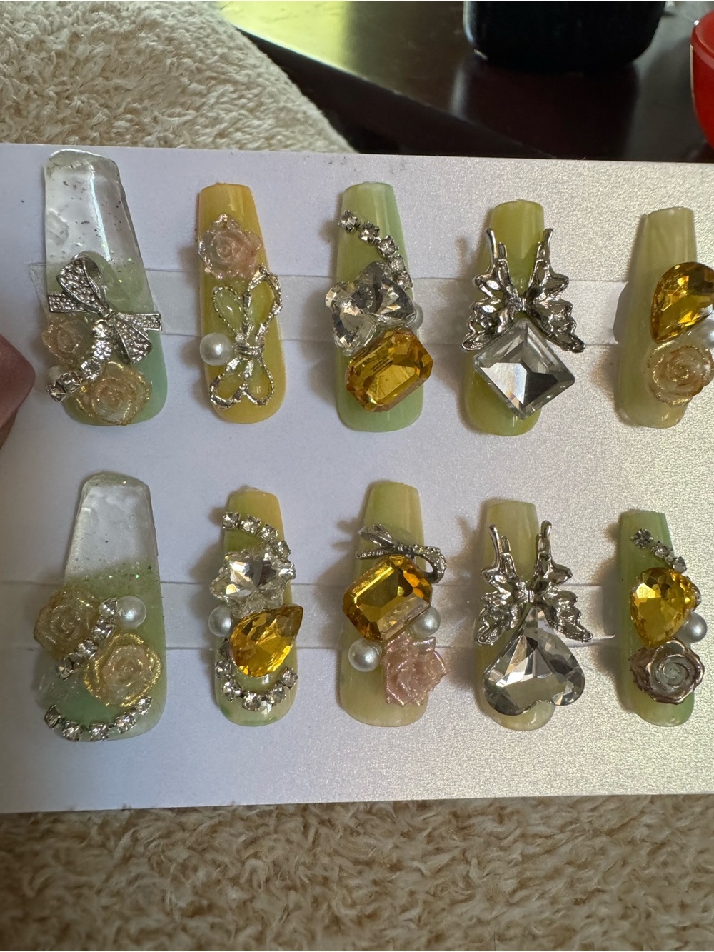 Luxury Water Press-On Nails 3D Crystal Bow Bling Set (Long Coffin)